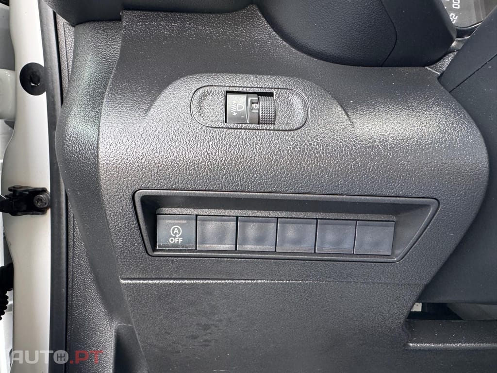 Toyota Proace 1.5D L1 Comfort - IVA DEDUTÍVEL