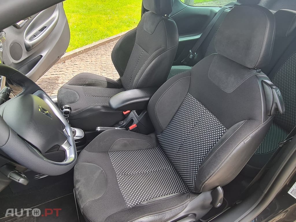 Citroen DS3 1.6 HDi Airdream Sport Chic