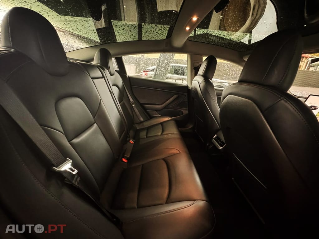 Tesla Model 3 Long-Range Dual Motor AWD