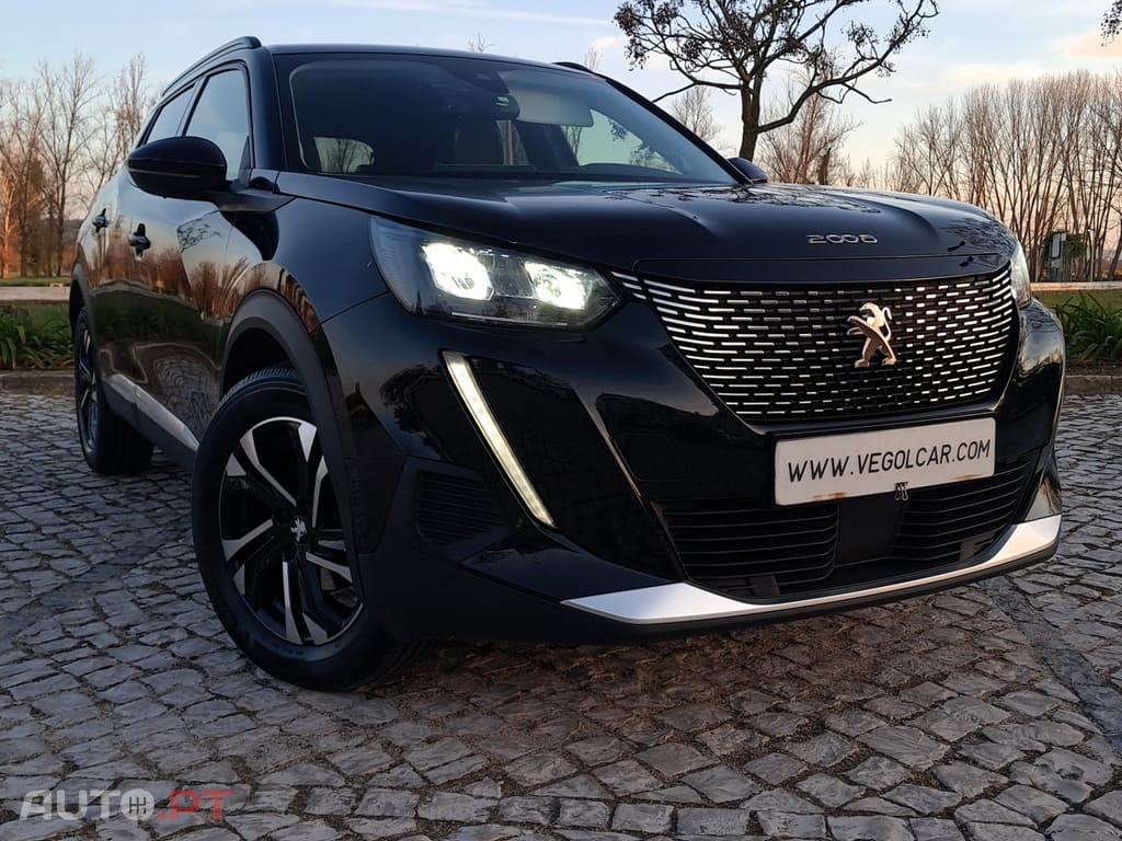 Peugeot 2008 1.2 PureTech Allure Pack