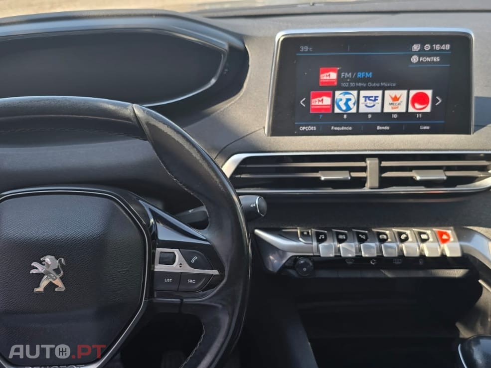 Peugeot 3008 1.5 BlueHDi Allure