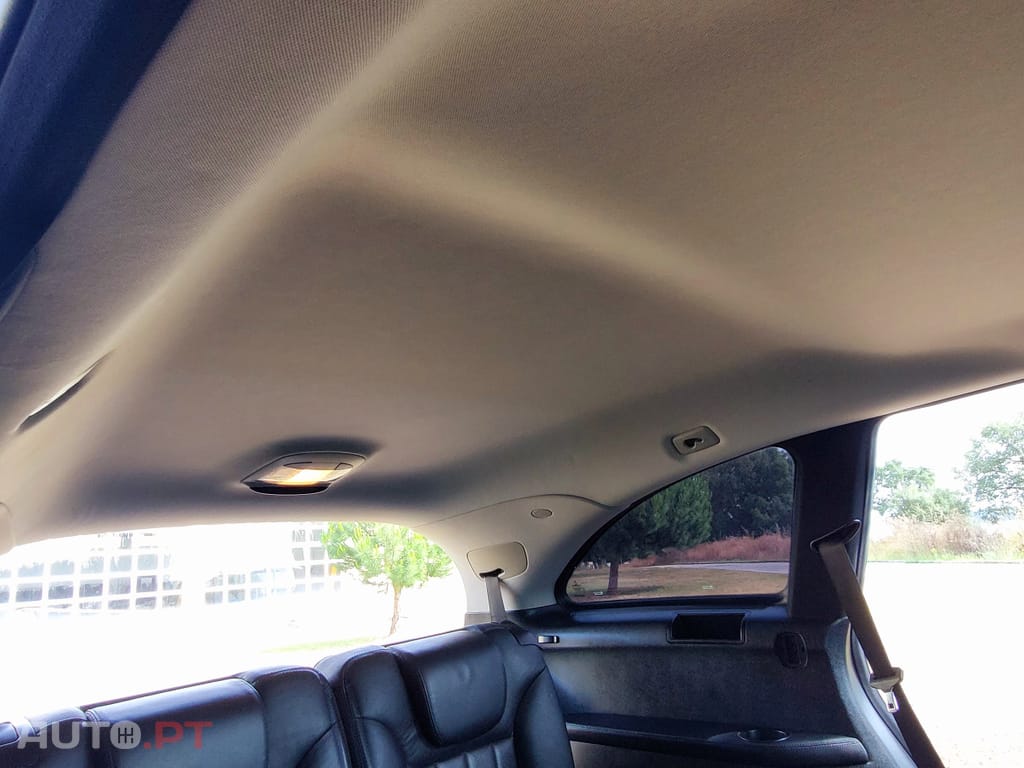 Mercedes-Benz R 320 4MATIC LONGO