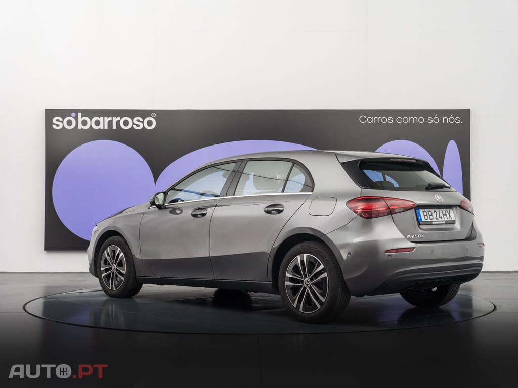 Mercedes-Benz A 250 e Style Plus