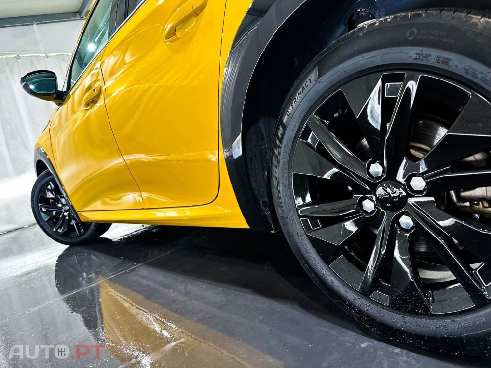 Peugeot E-208 50 kWh SE Style