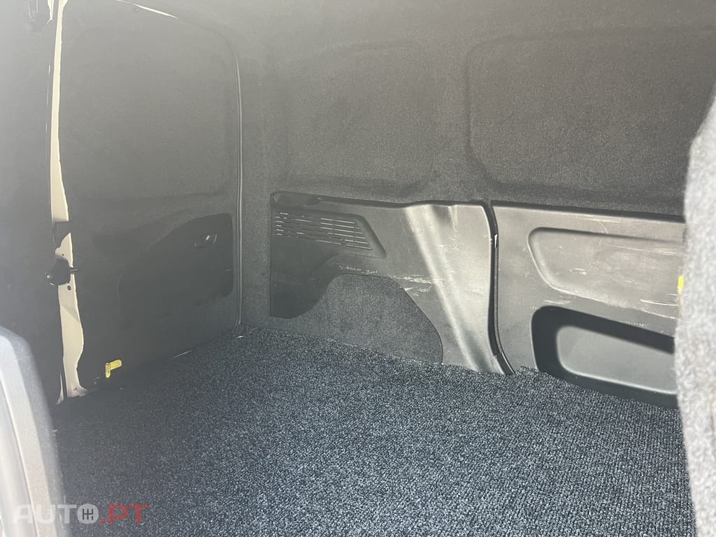 Peugeot Partner 1.5 BlueHDi Premium Standard