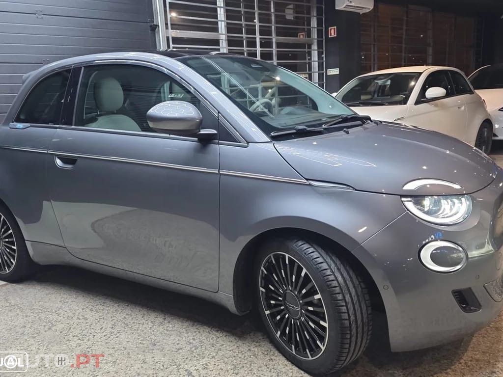Fiat 500e 42kWh la Prima (by Bocelli)