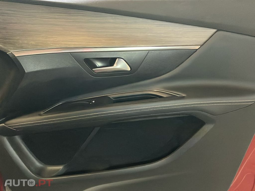 Peugeot 3008 1.6 Hybrid GT e-EAT8