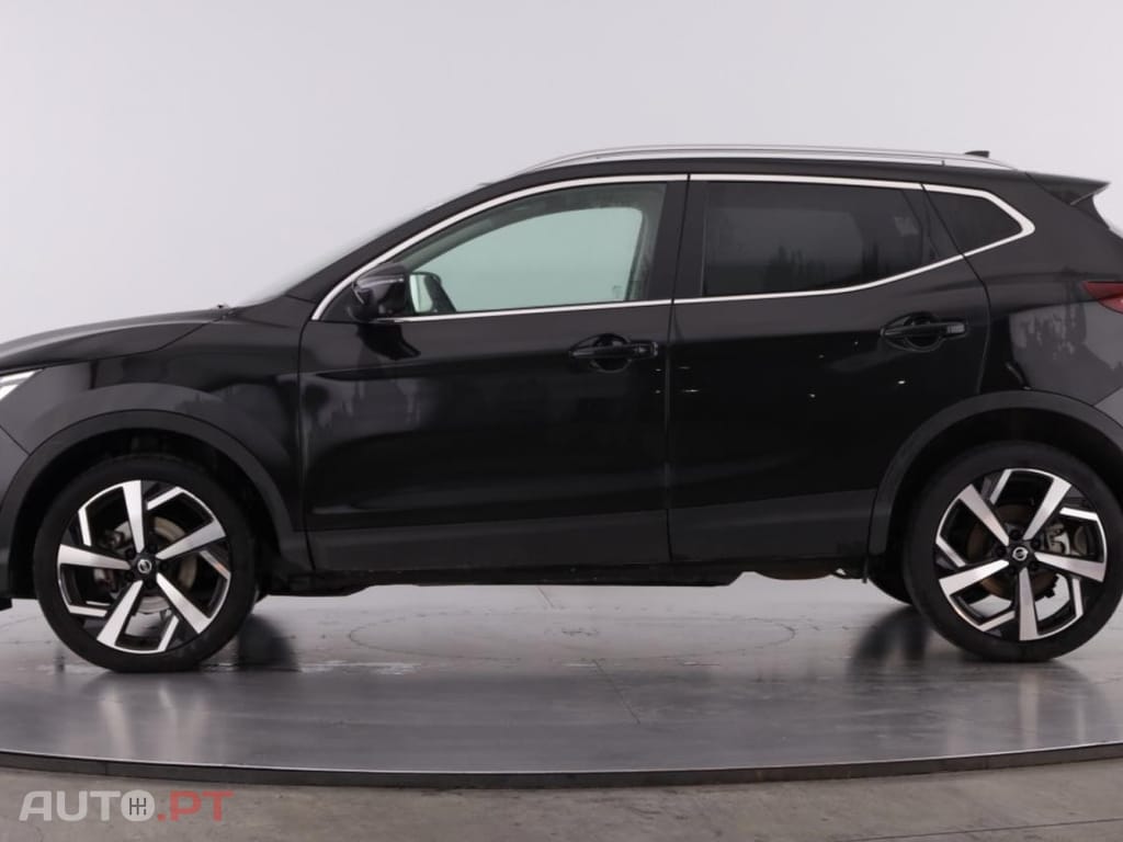 Nissan Qashqai 1.3 DIG-T N-Connecta DCT