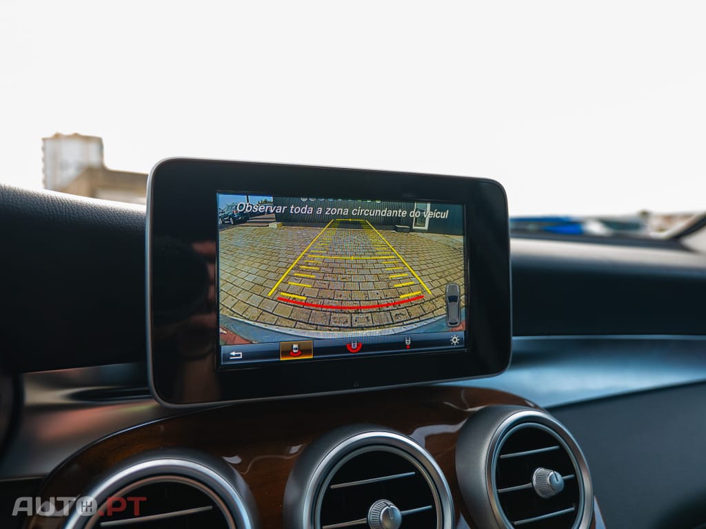 Mercedes-Benz GLC 220 d 4Matic 9G-TRONIC