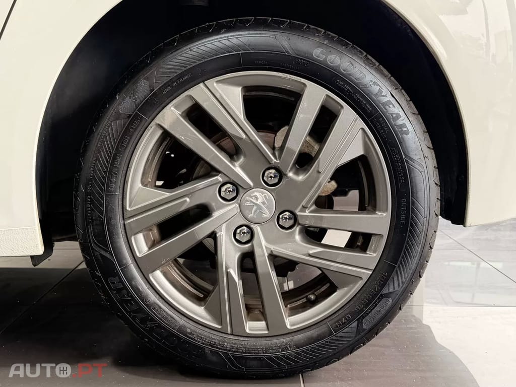 Peugeot 208 1.5 BlueHDi Active Pack