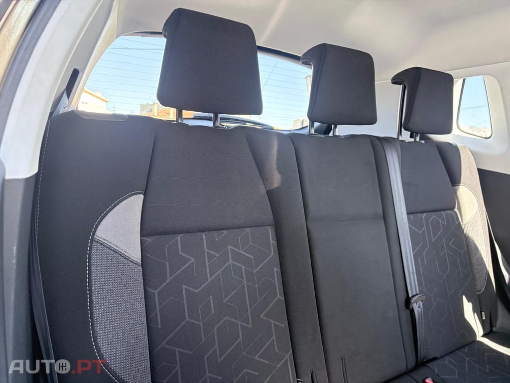 Peugeot 2008 1.2 PureTech Style