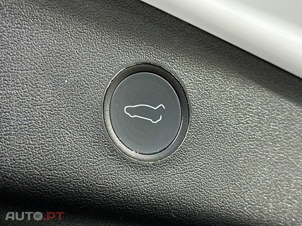 Tesla Model 3 Performance AWD