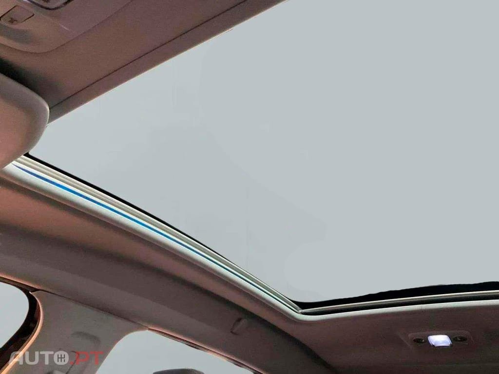 Peugeot 2008 1.2 e-THP GT Line