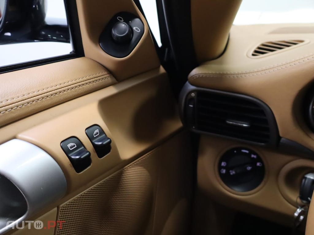 Porsche 911 (997) Carrera 4 Coupé Tiptronic