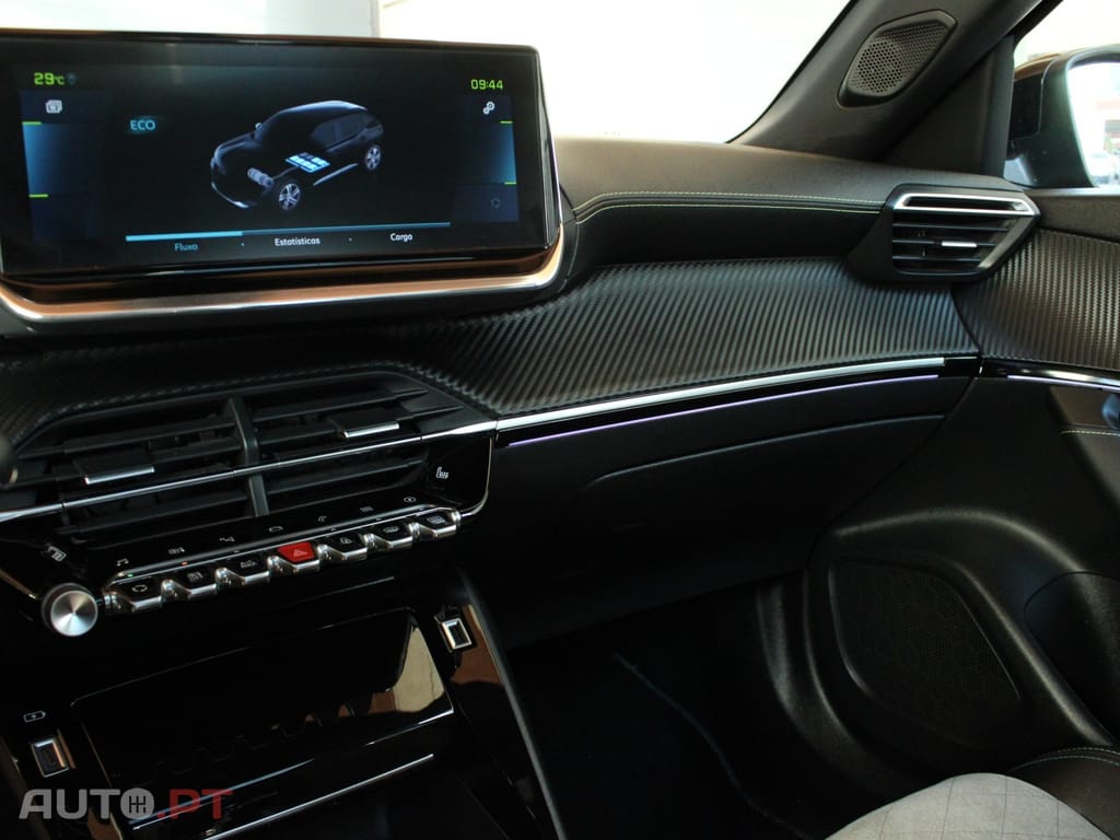 Peugeot E-2008 GT Pack