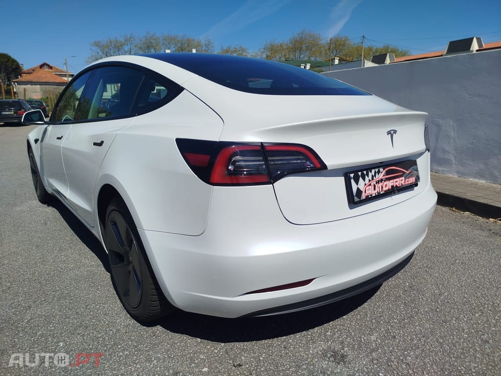 Tesla Model 3 Tração Traseira Premium