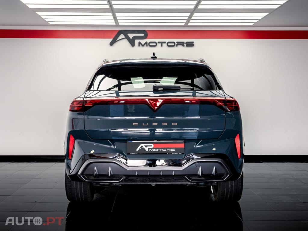 Cupra Terramar 1.5 e-Hybrid Tribe Edition DSG