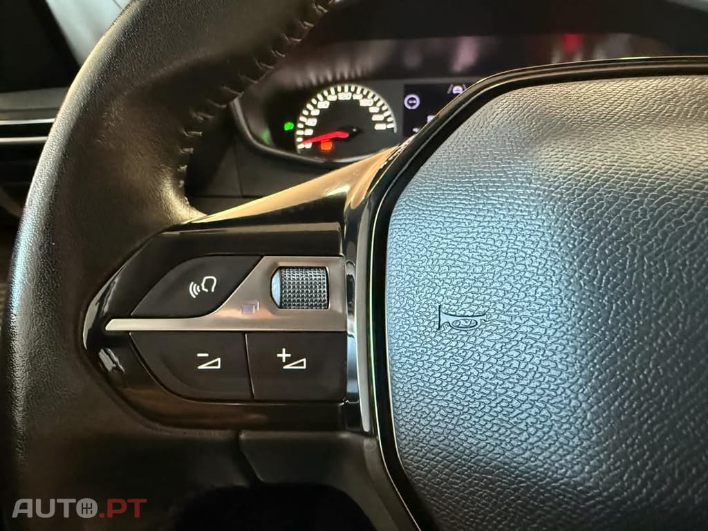 Peugeot 208 1.2 Puretch Active