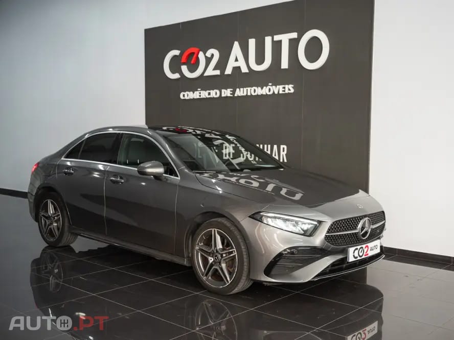 Mercedes-Benz A 250 e AMG Line