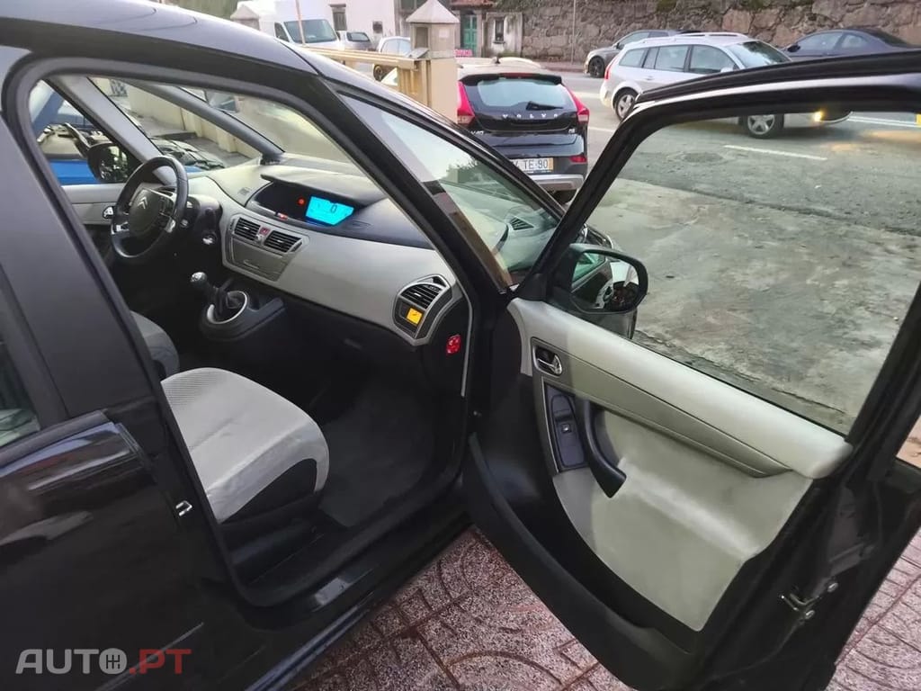 Citroen C4 Picasso 1.6 HDi Exclusive