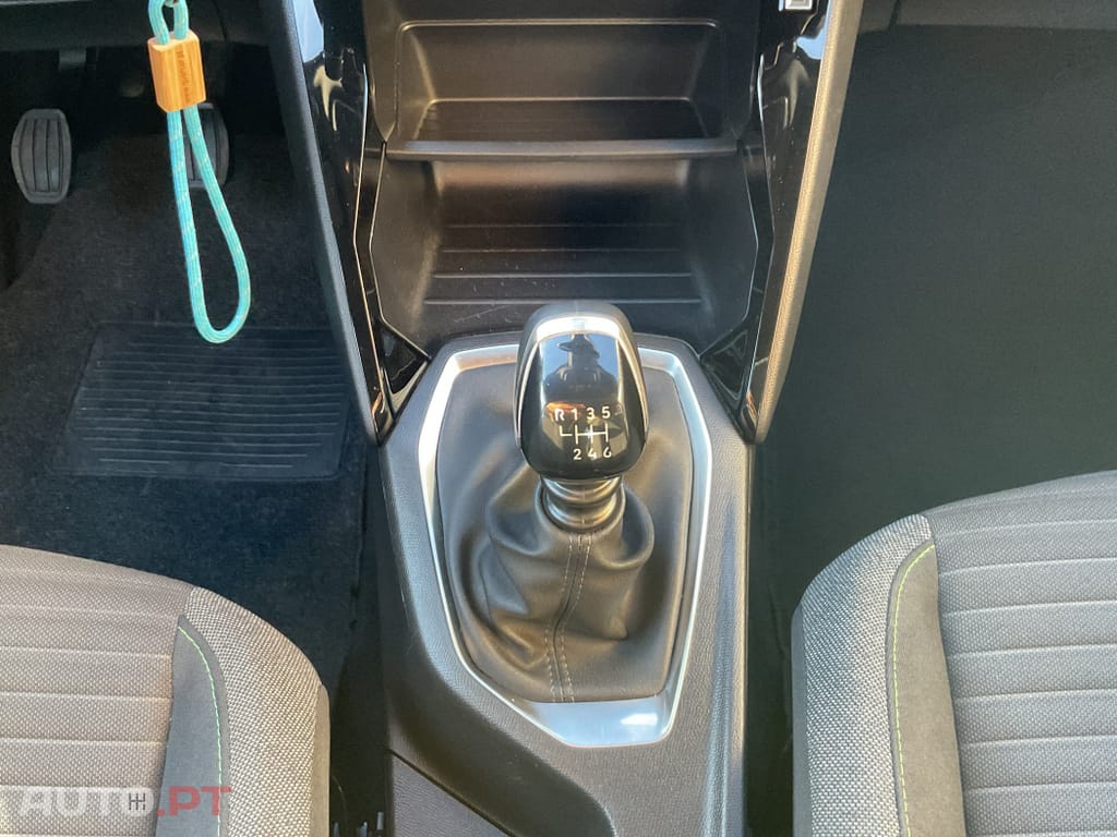 Peugeot 2008 1.2 PureTech Style