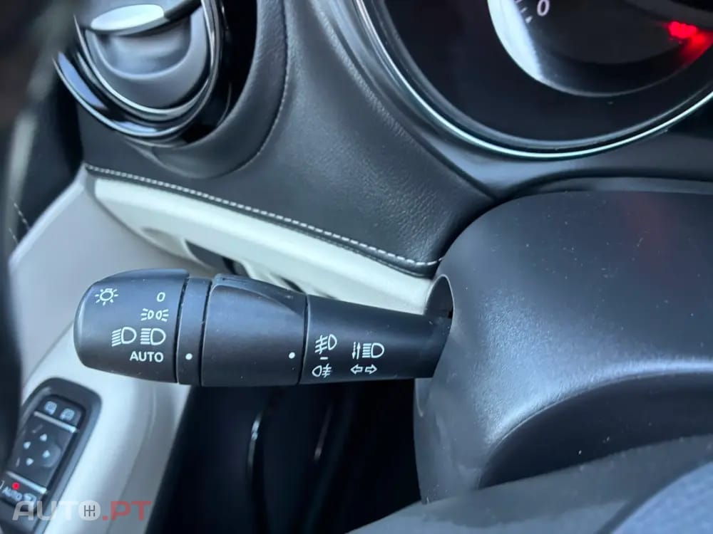 Renault Captur 1.2 TCe Initiale Paris EDC