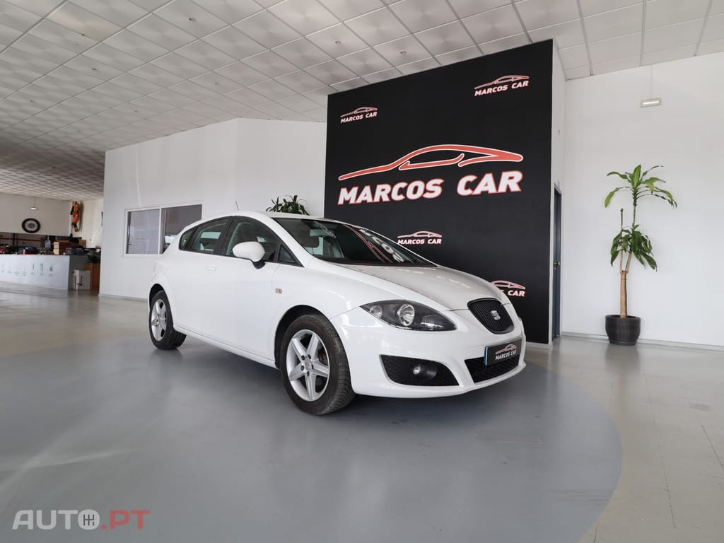 Seat Leon 1.6 TDI DPF Ecomotive Style