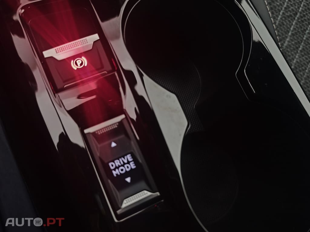 Peugeot 2008 1.2 PureTech Allure Pack