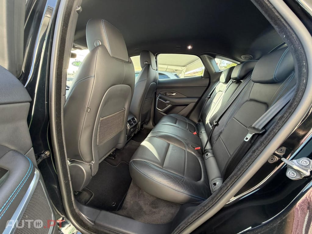 Jaguar E-Pace P300 AWD Sport