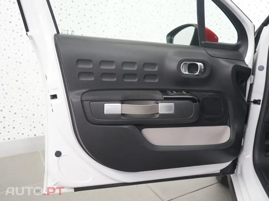 Citroen C3 1.6 BlueHDi Shine