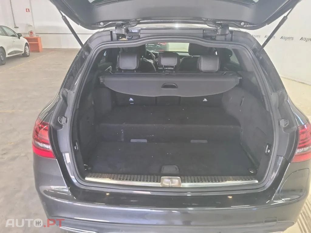 Mercedes-Benz C 300 de AMG Line