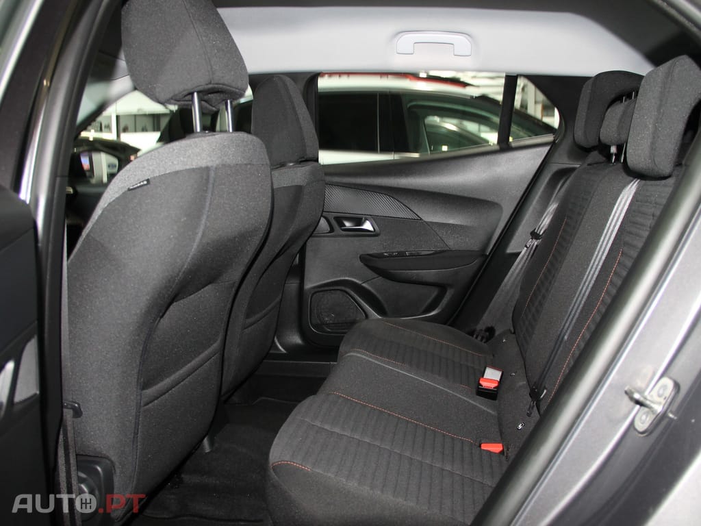 Peugeot 2008 1.5 BlueHDi Active Pack