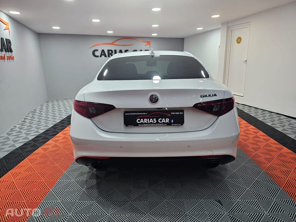 Alfa Romeo Giulia 2.2 D Super AT8
