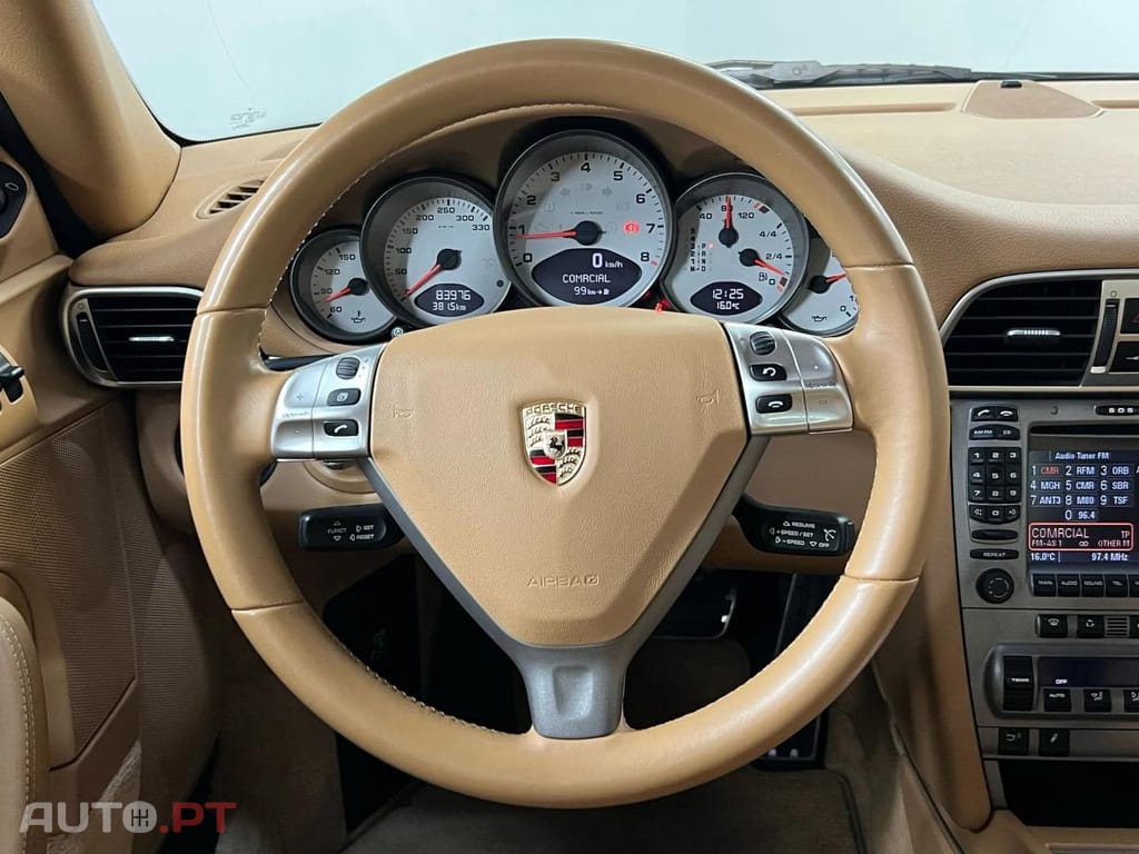 Porsche 911 Carrera 4S Coupe Tiptronic