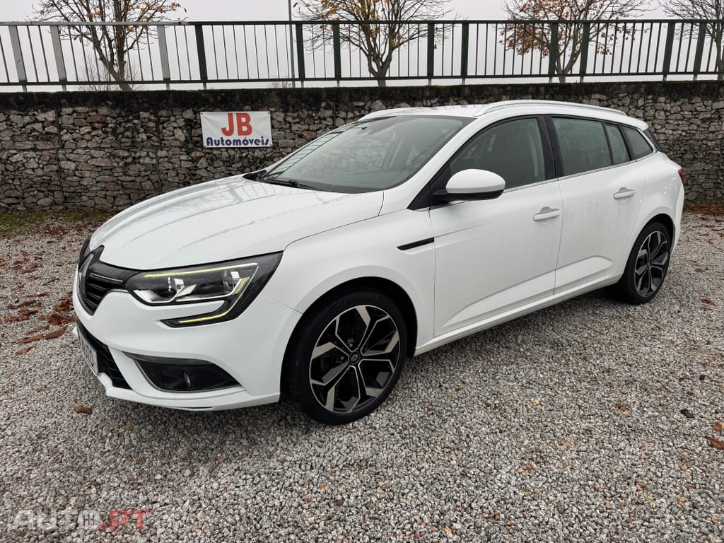 Renault Mégane Sport Tourer 1.5 Blue dCi Intens