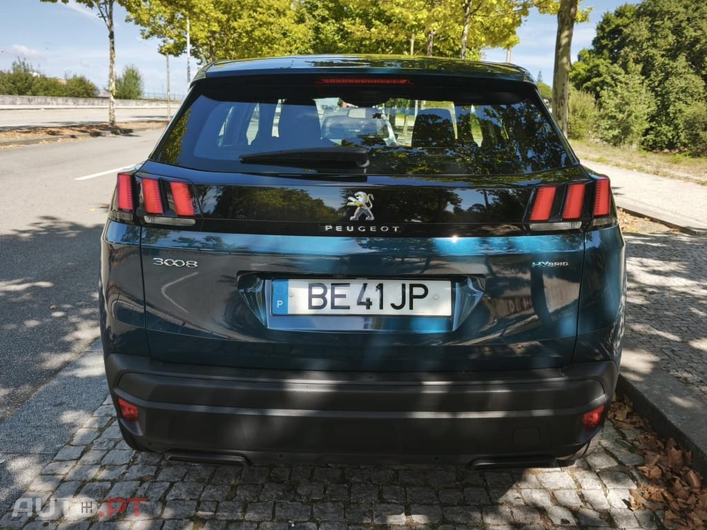 Peugeot 3008 1.6 Hybrid Allure Pack e-EAT8