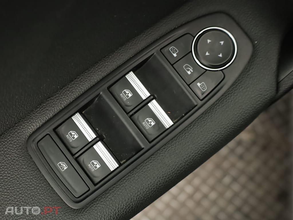 Renault Captur Captur 1.0 TCe Techno Bi-Fuel