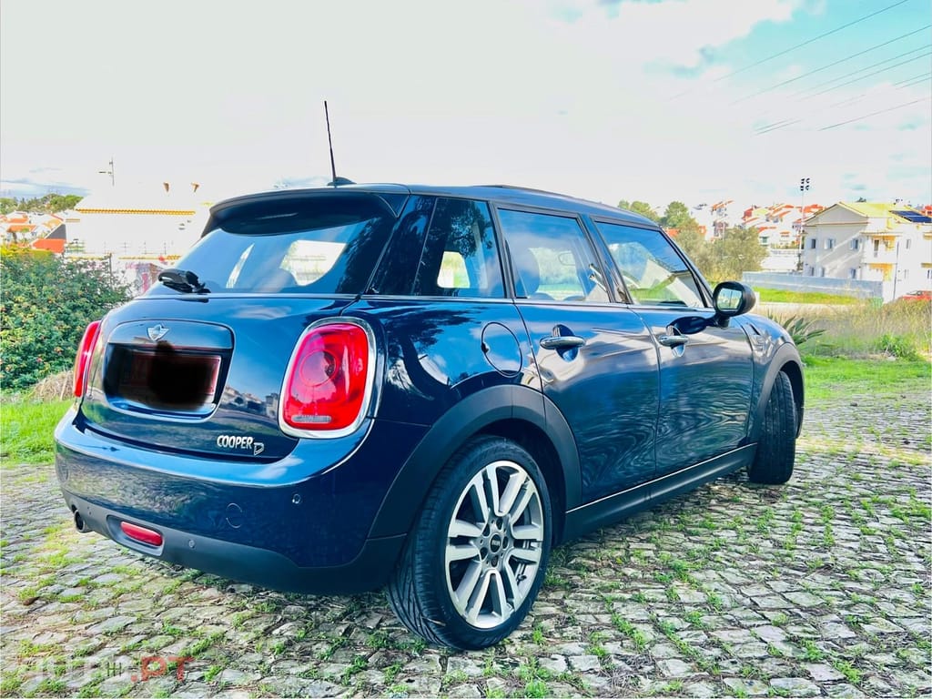 MINI Cooper Seven edition