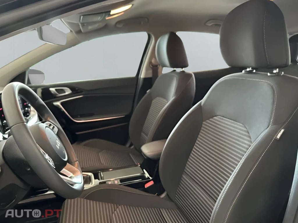 Kia Xceed PHEV 1.6 GDi PHEV Drive