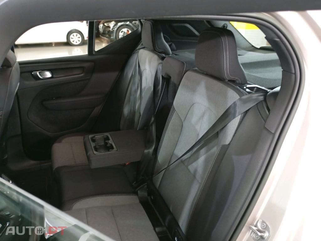 Volvo XC40 1.5 T5 PHEV Core