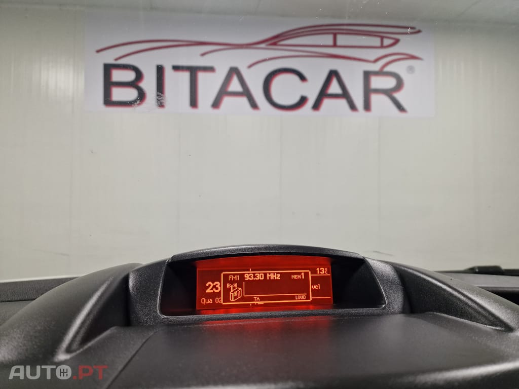 Citroen Berlingo 1.6 BLUEHDI IVA DEDUTIVEL APENAS 15.000KMS