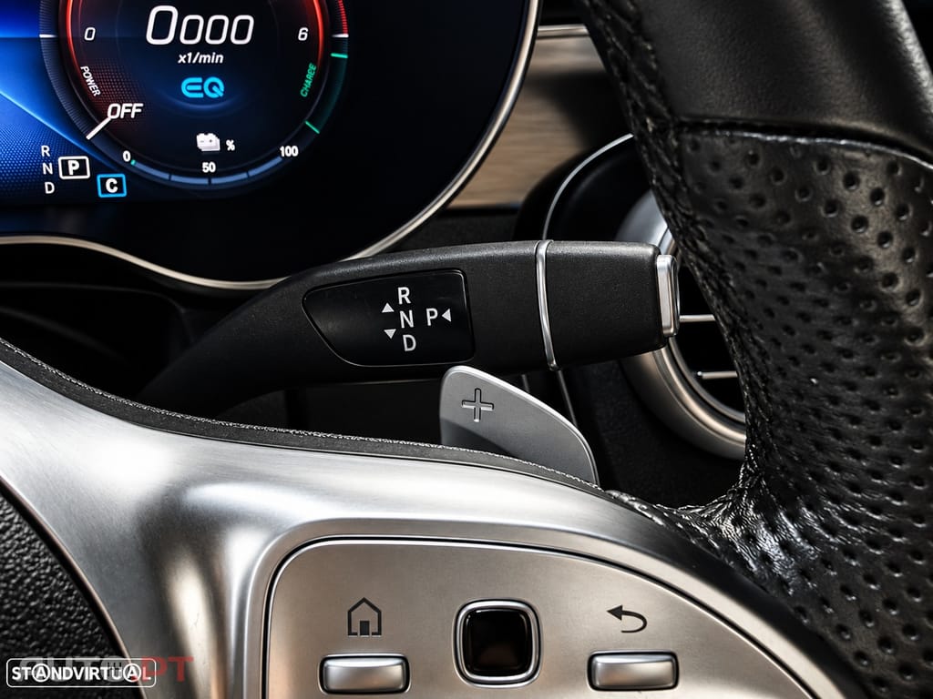 Mercedes-Benz GLC 300 de 4Matic 9G-TRONIC AMG Line — fotografia 26