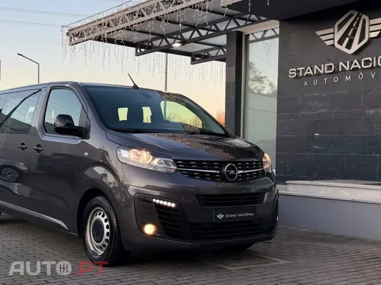 Opel Vivaro 1.5 CDTi L2H1 Essentia Inc