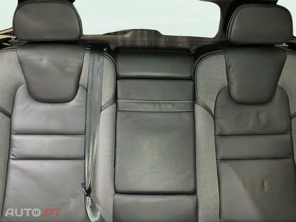 Volvo V60 2.0 T8 AWD TE R-Design