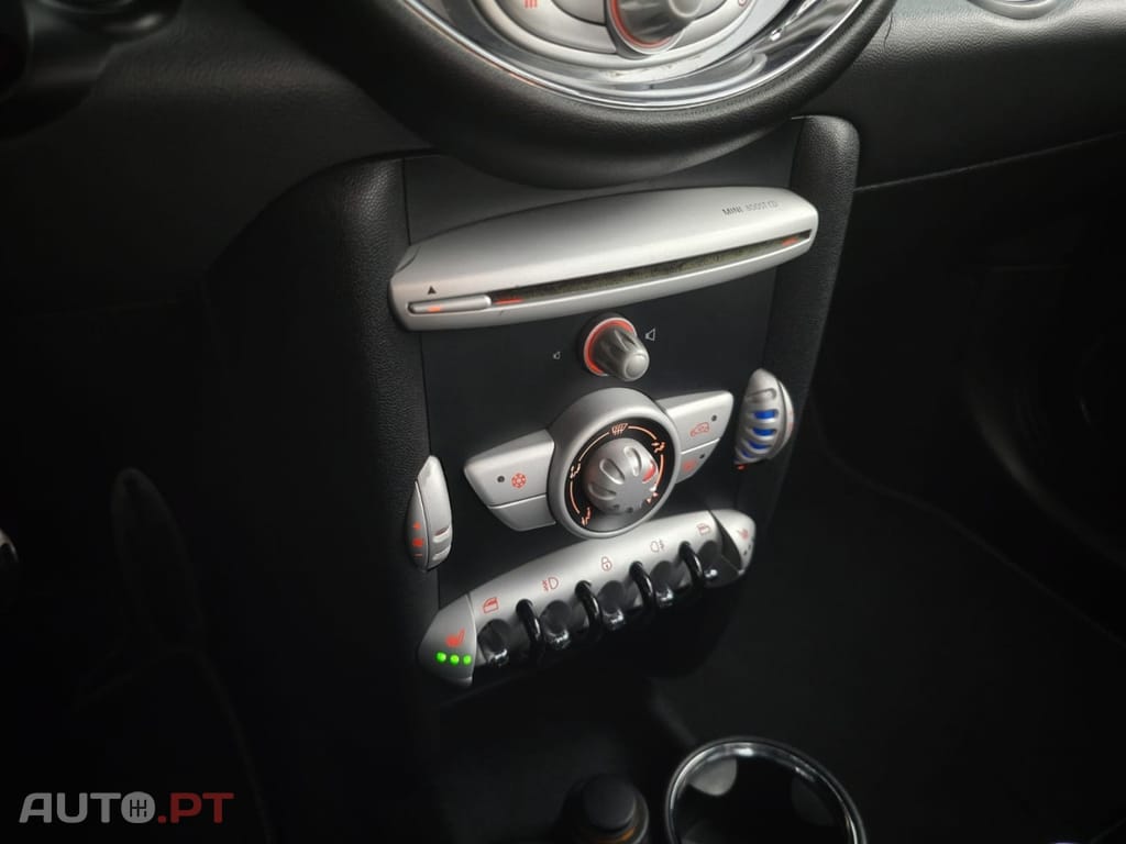 MINI Cooper John Cooper Works