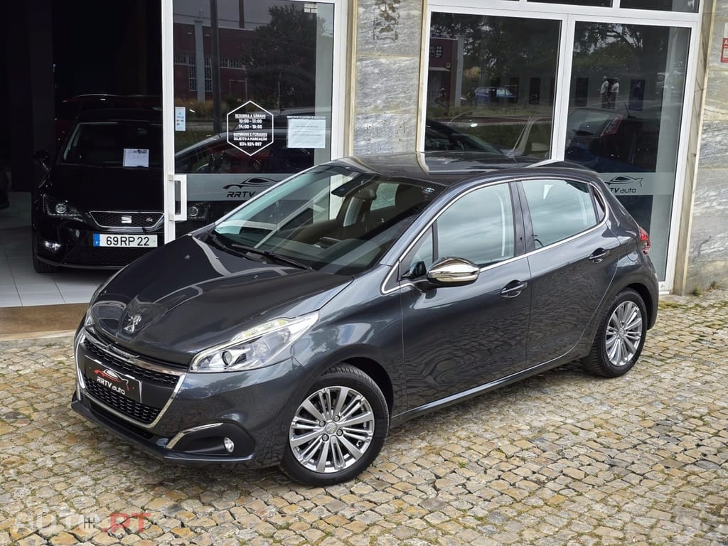 Peugeot 208 1.2 PureTech Allure EAT6