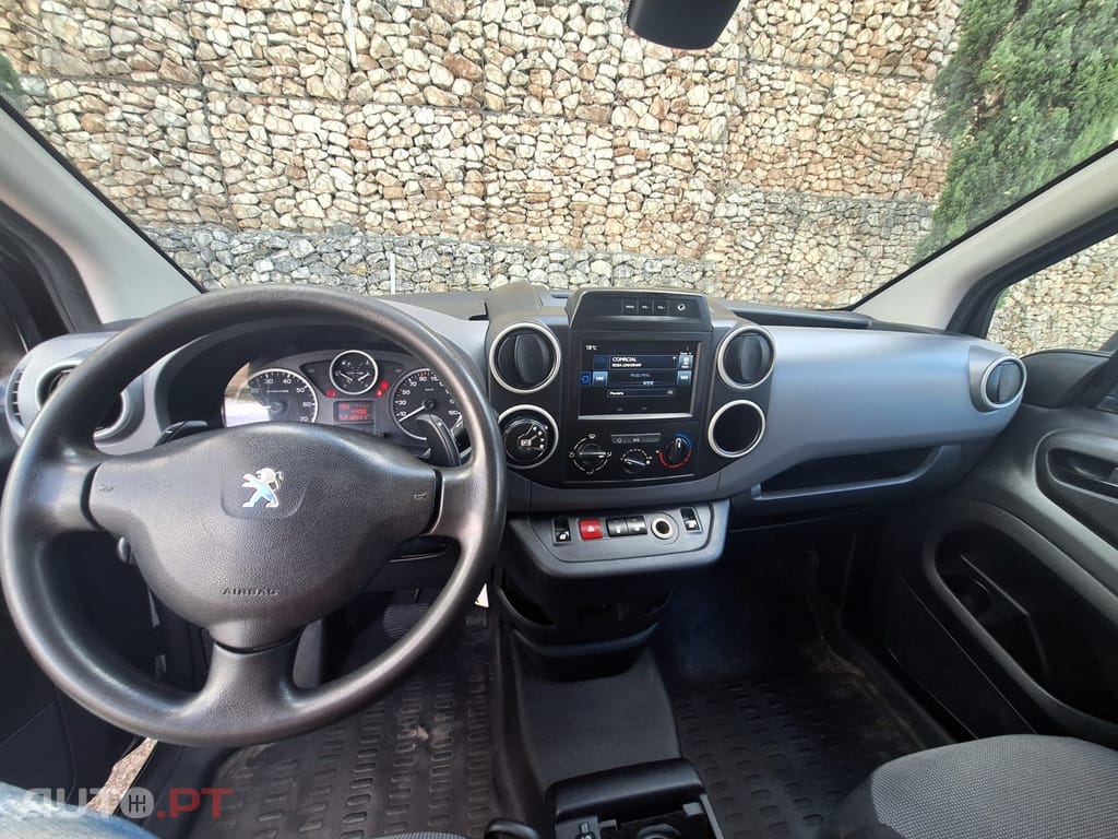 Peugeot Partner 1.6 HDi L1 Premium Automática