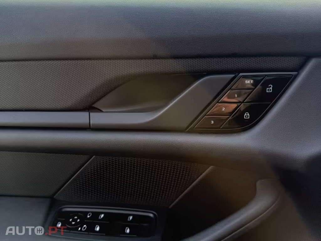 Porsche Taycan Performance I.V.A DEDUTIVEL 