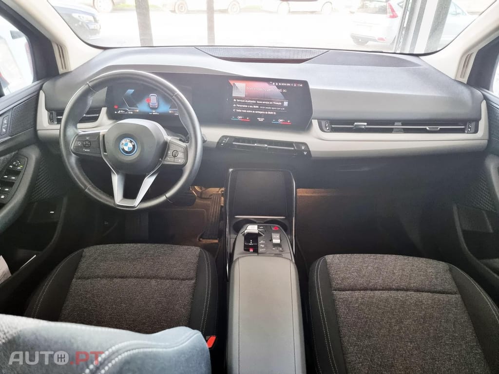 BMW 225 e xDrive