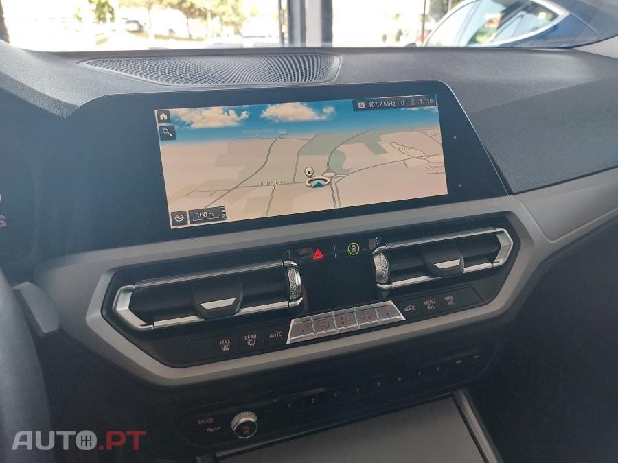 BMW 330 e Auto